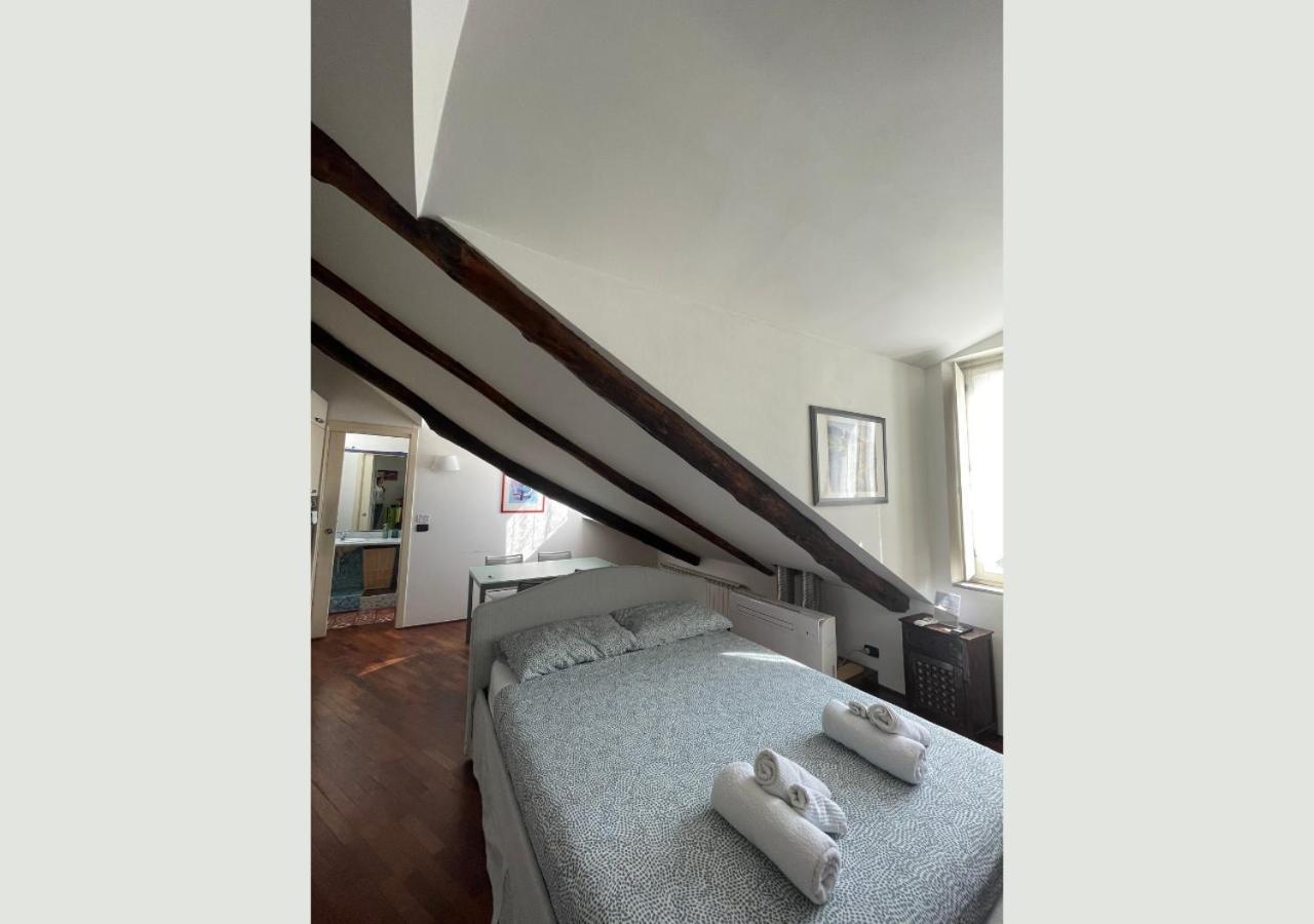 Palazzo Paesana: L'arte A Apartamento Turín